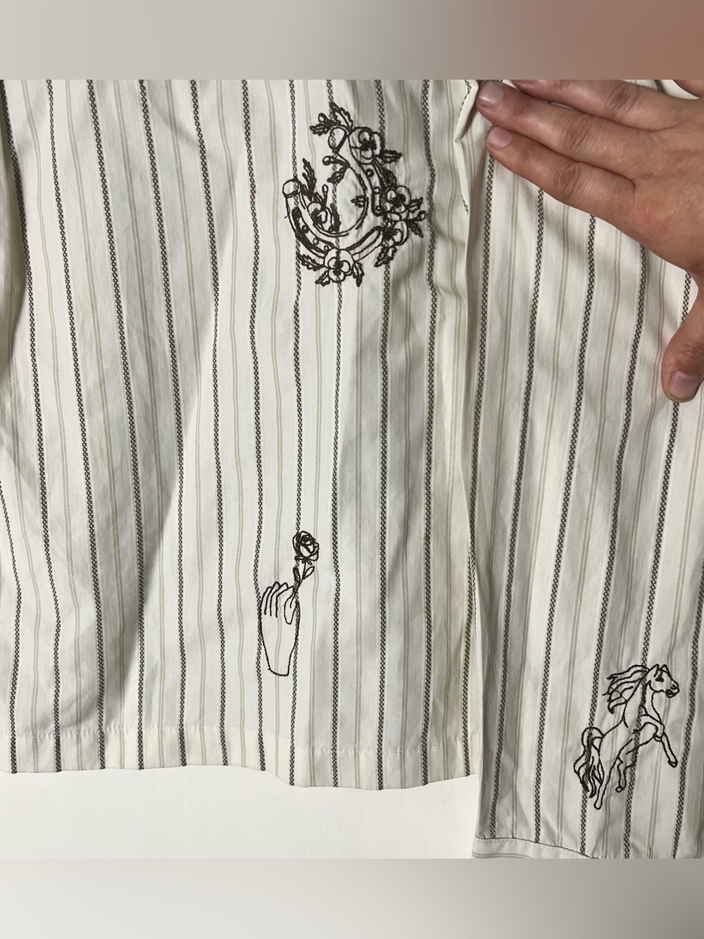 Scotch & Soda Women’s Striped Hand Embroidered Desert Motif Blouse Cropped Sz L - Picture 11 of 12